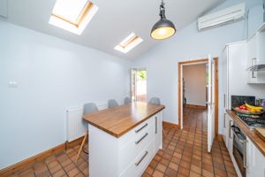 BREAKFAST KITCHEN- click for photo gallery